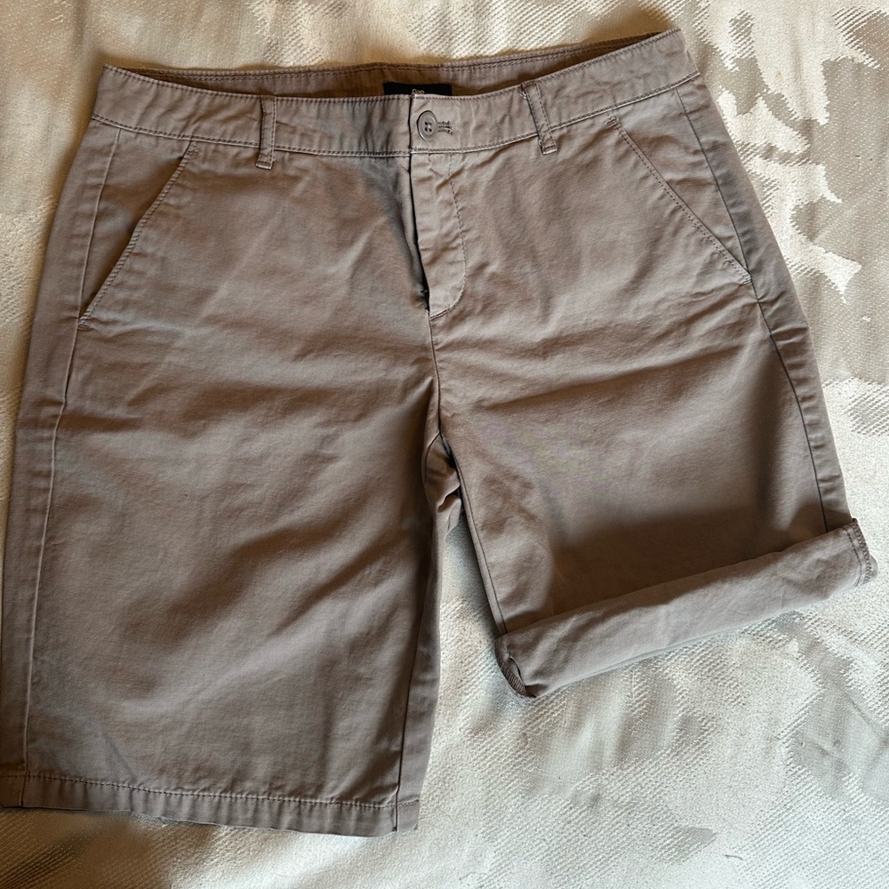 Gap chino shorts
